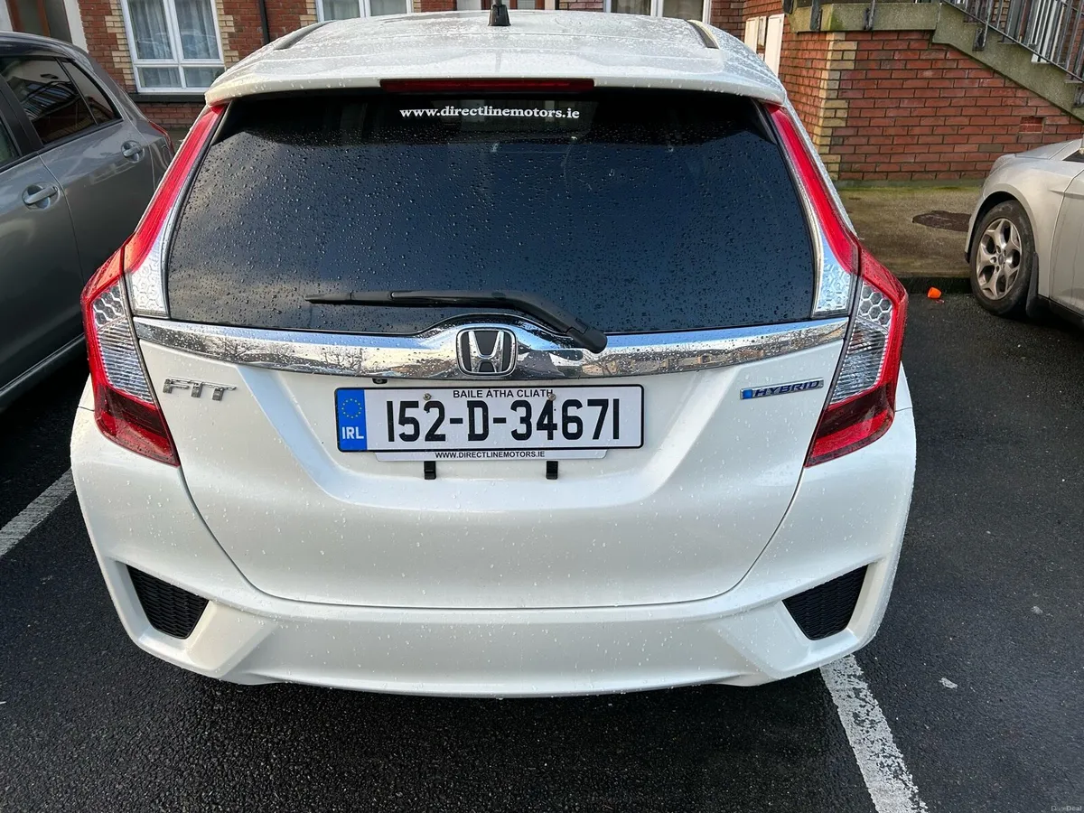 Honda Fit 2015 Hybrid 1.5L Automatic - Image 2