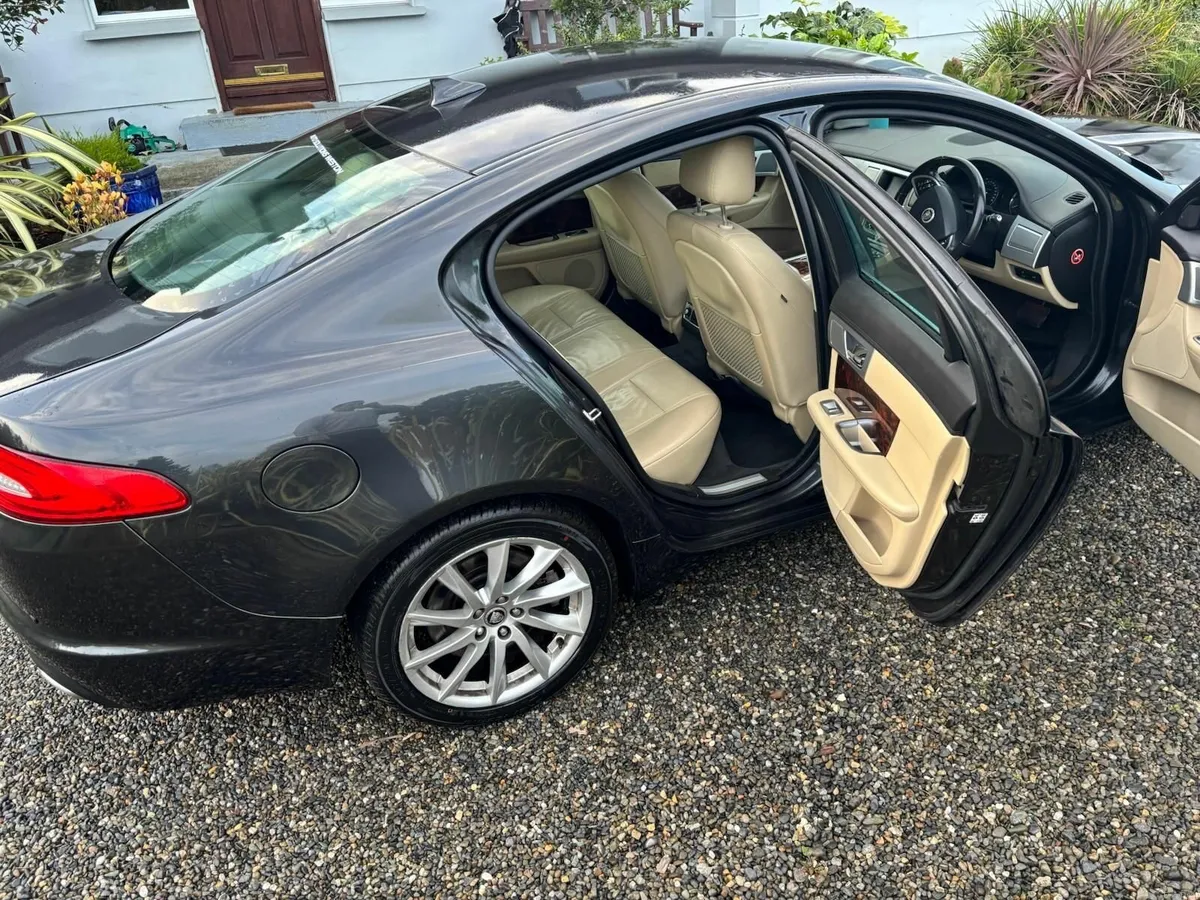 Jaguar XF 2013 very low KM - Image 3