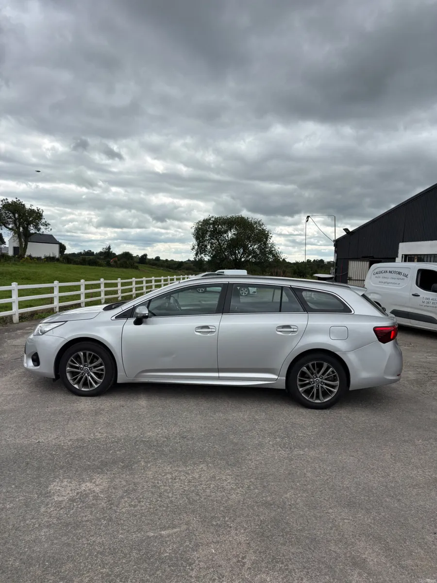 Toyota Avensis 2018 - Image 4