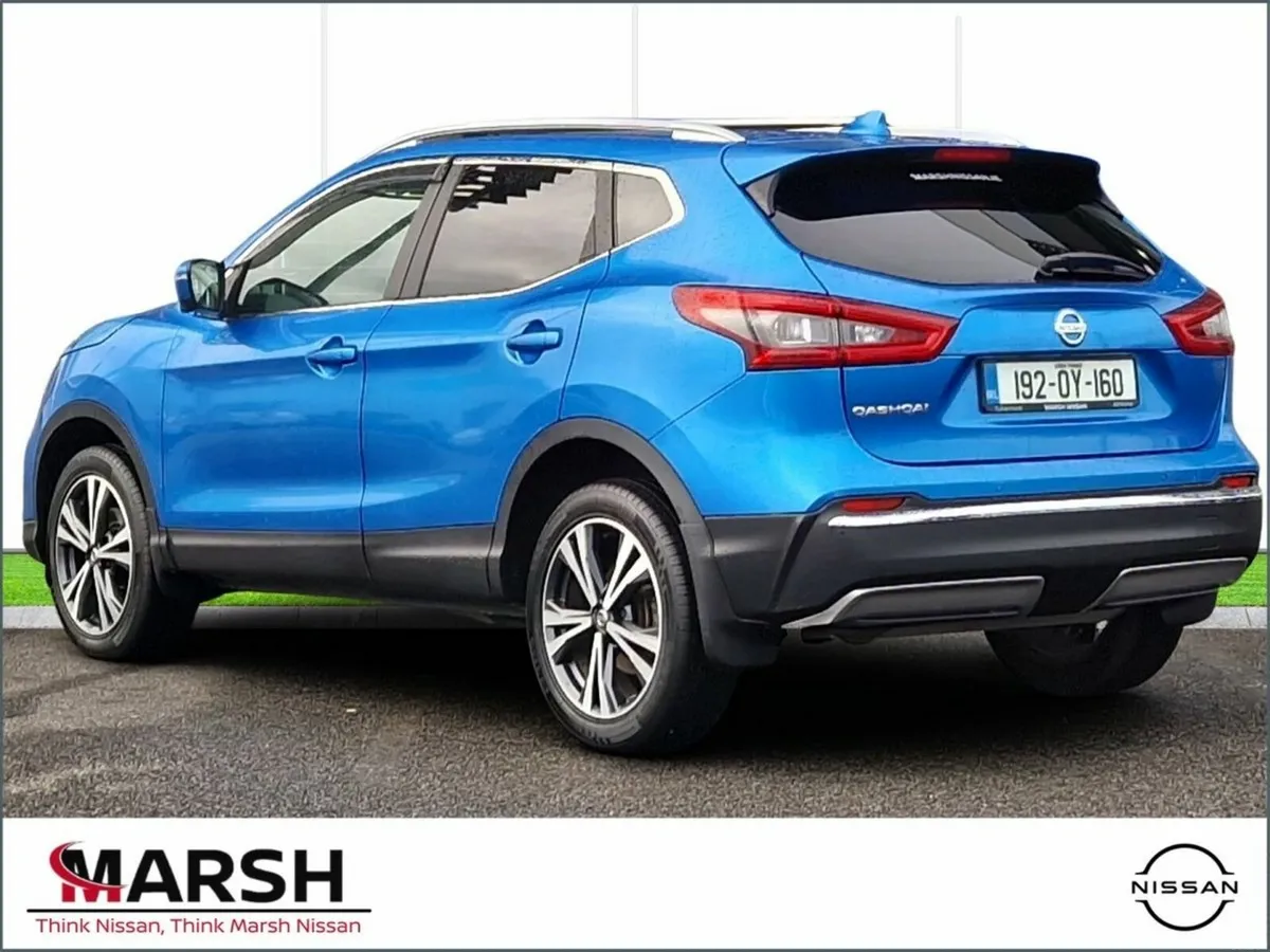 Nissan Qashqai 1.5 DSL SV PREMIUM SS 18 4DR - Image 3