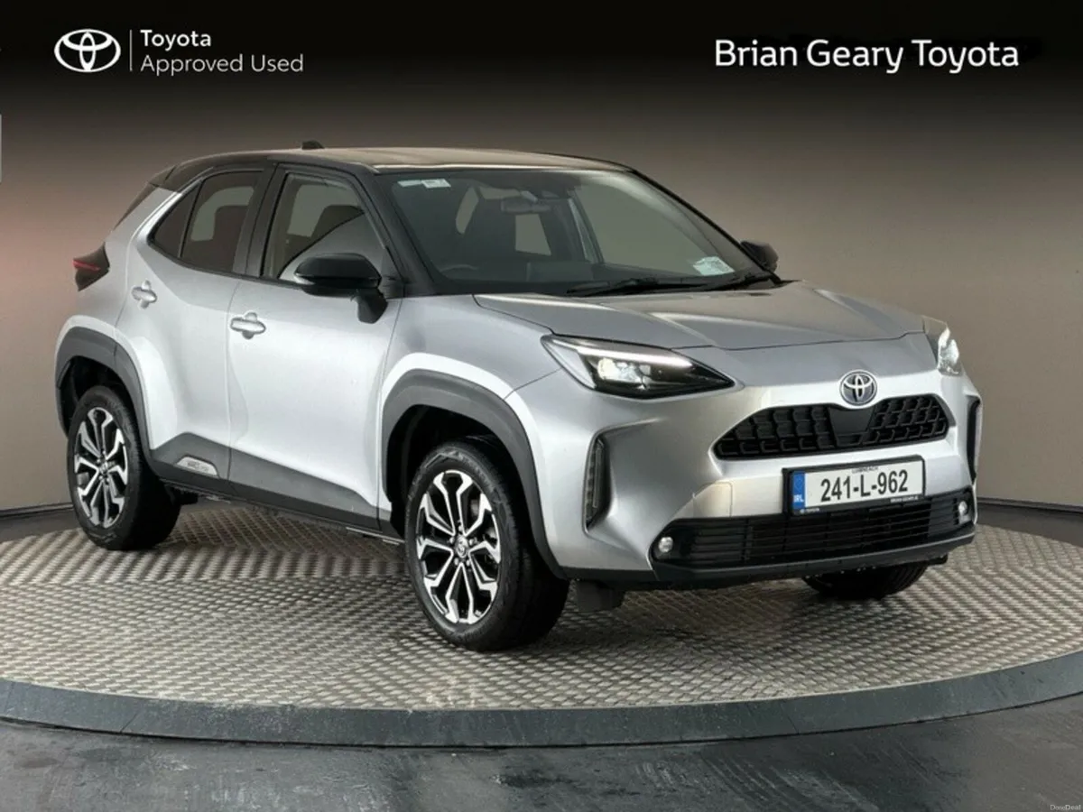Toyota Yaris Cross LunaSport Hybrid - Image 1
