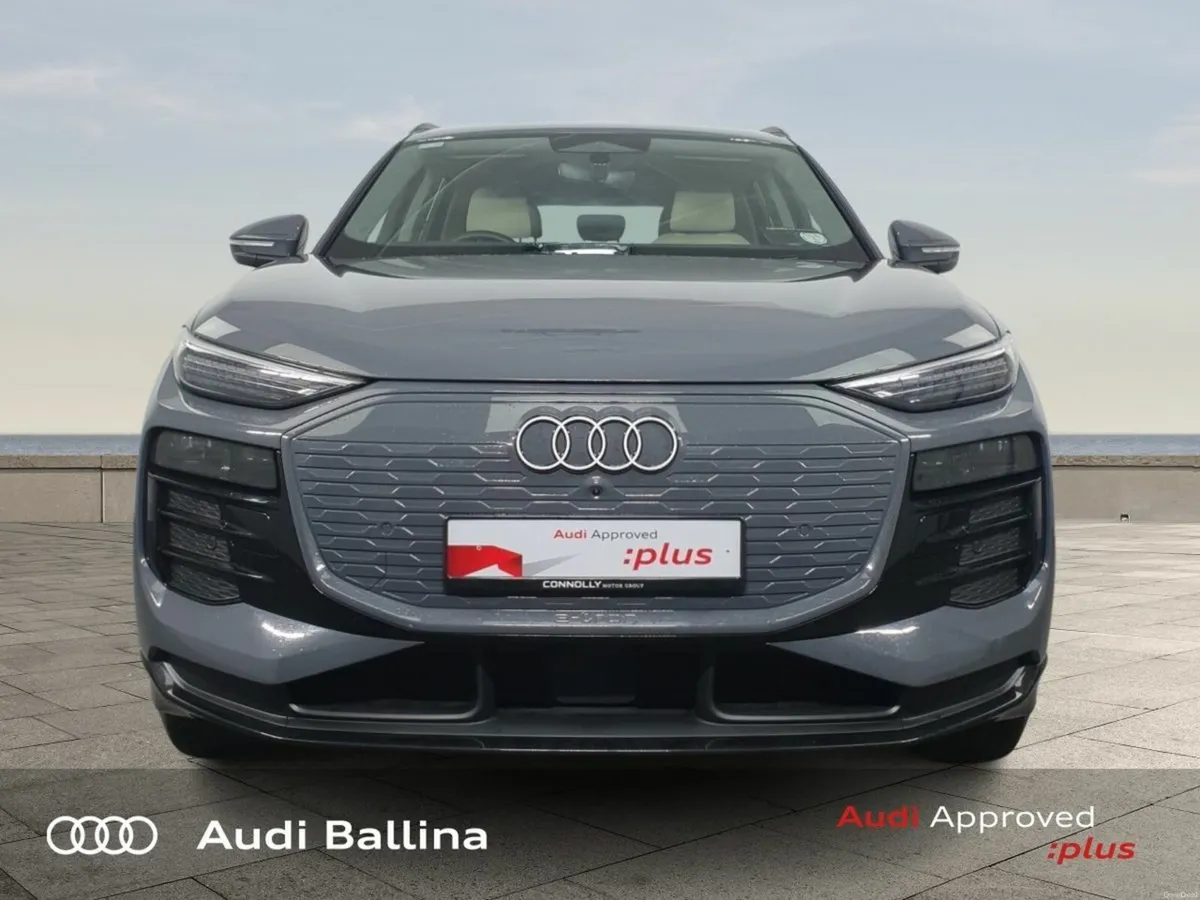 Audi Q6 e-tron PERFORMANCE ADVANCE With Upgraded S - Image 4