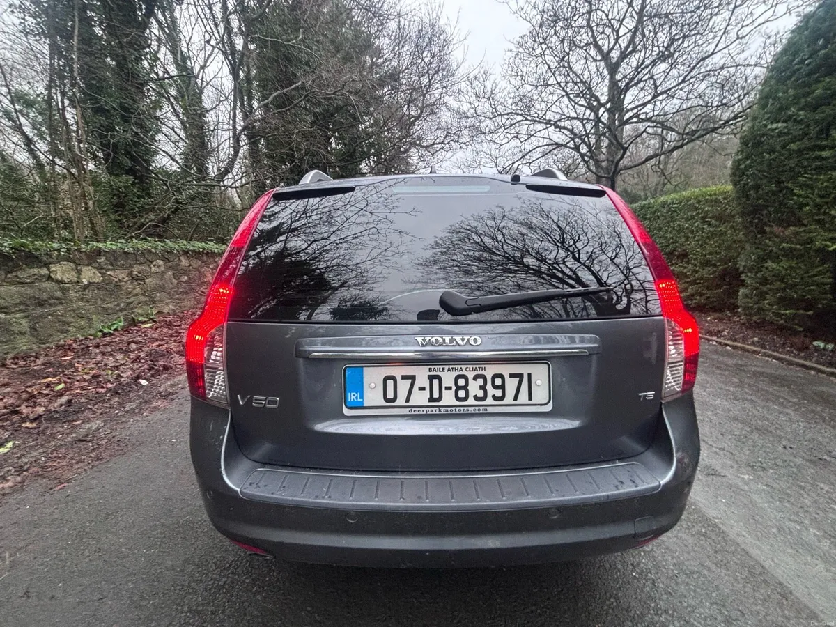Volvo V50 T5 - Image 2