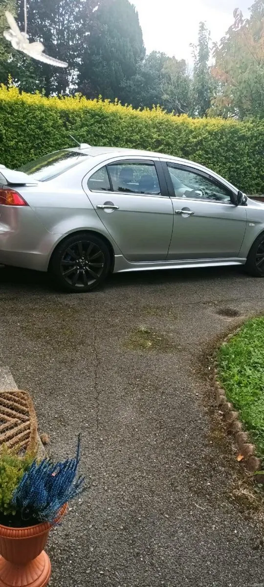 Mitsubishi Lancer - Image 2