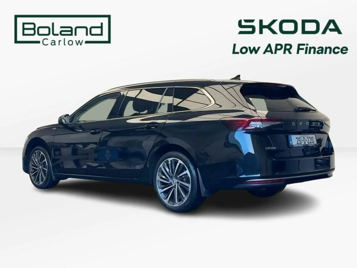 Skoda Superb 2.0TDI L&K DSG COMBI *5.9% APR* €130 - Image 3