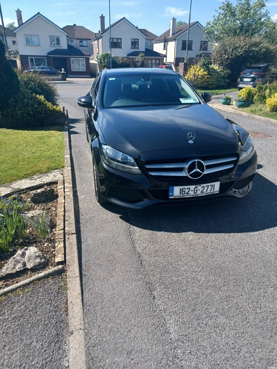 Mercedes-Benz C-Class 2016 - Image 2