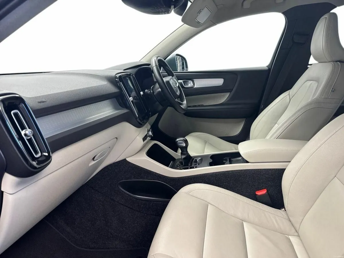 Volvo XC40 D3 MOM *PRICE DROP* €85 PER WEEK - Image 3