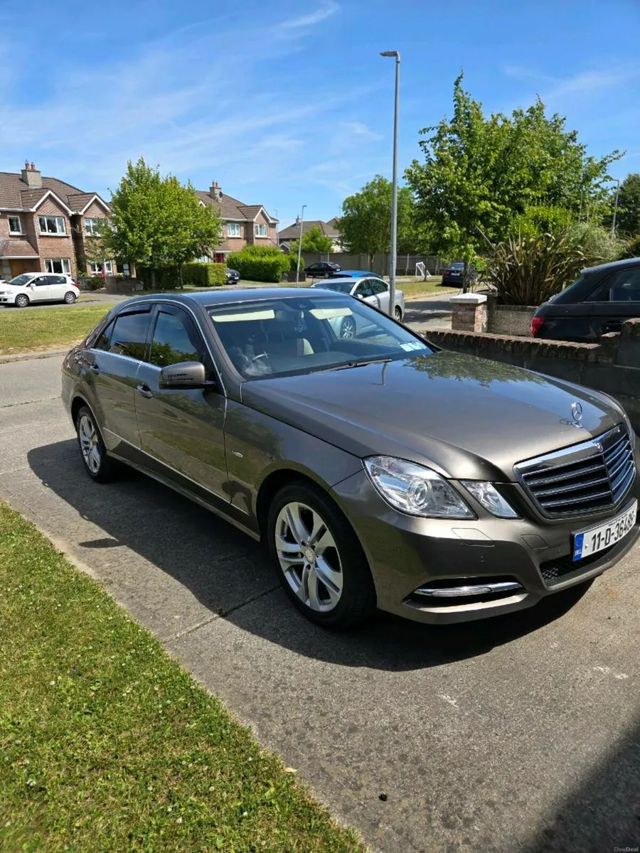 Mercedes Benz e220d 2.1 Auto Avantgarde Huge Spec - Image 2
