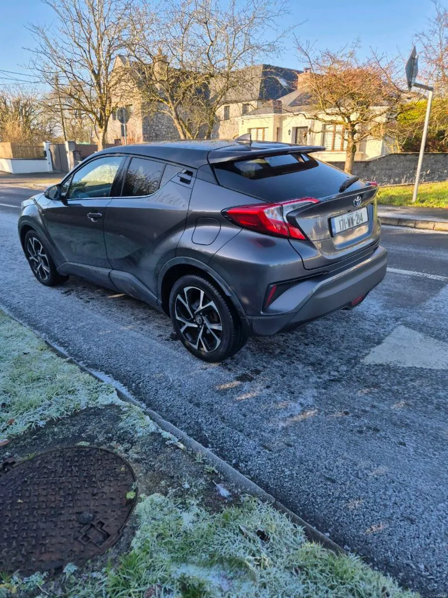 Toyota  C-HR.  171 - Image 3