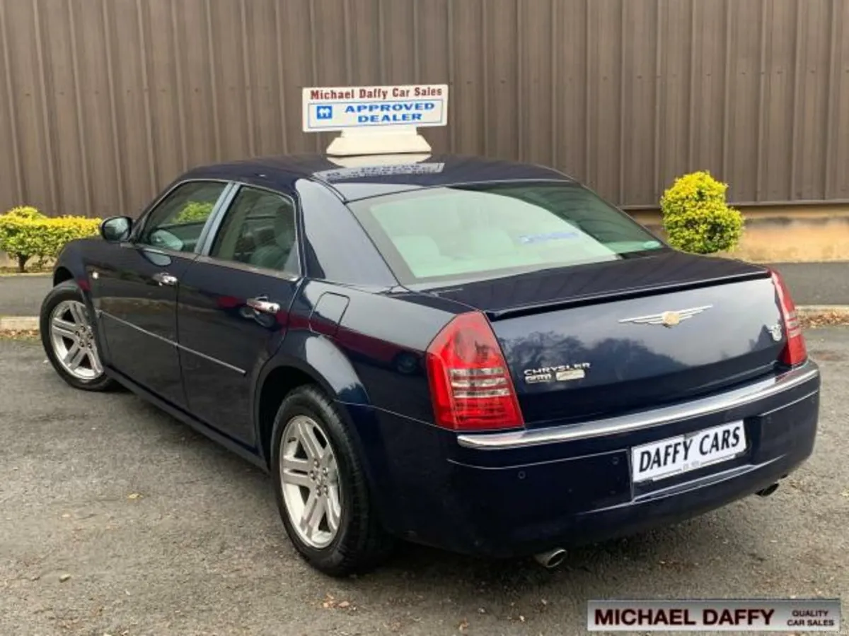 Chrysler 300C LE300C 3.0L 4DR 3.0 - Image 3