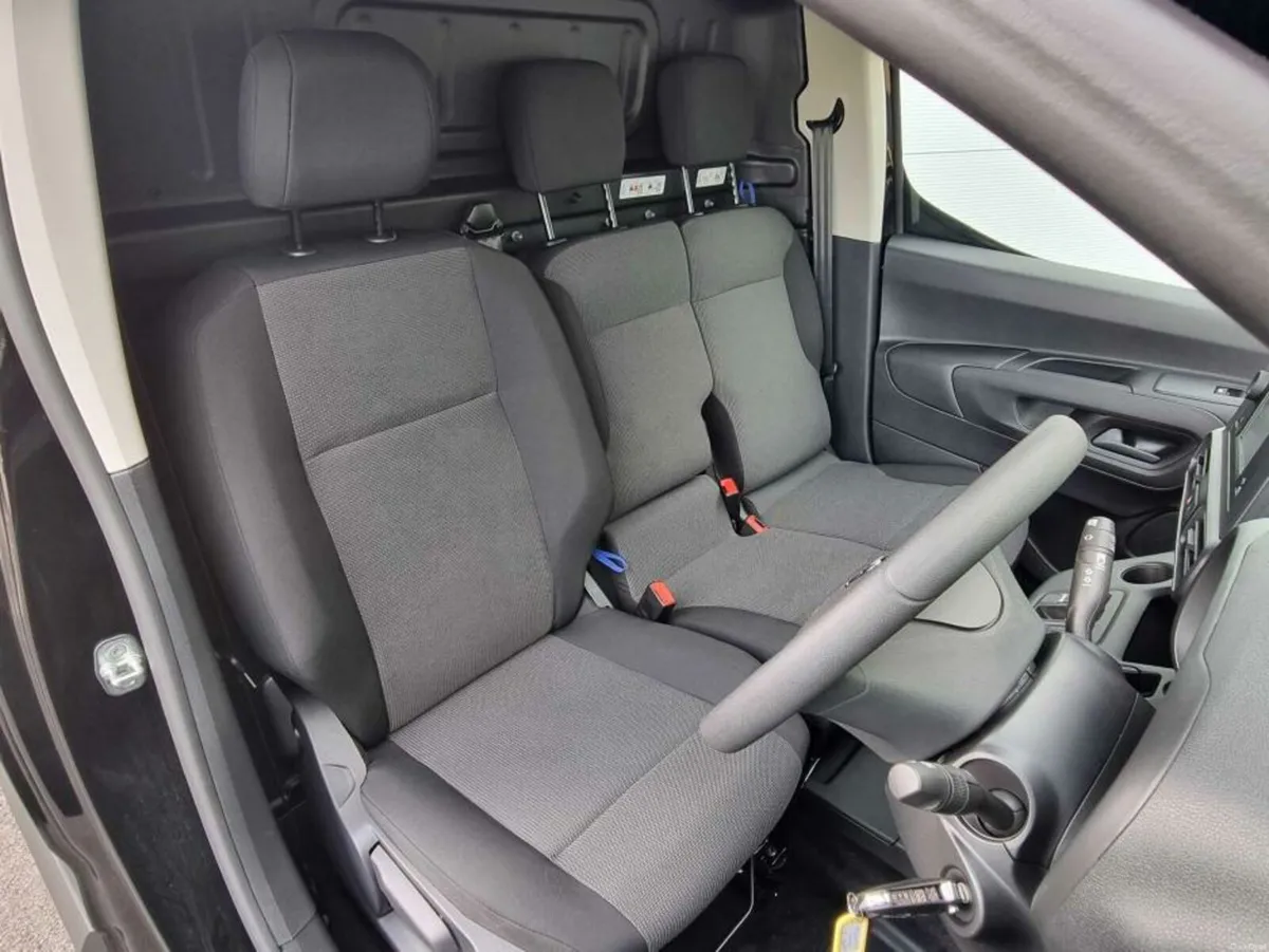 Opel Combo Electric | Sportive | 100kw | L1H1 - Image 6