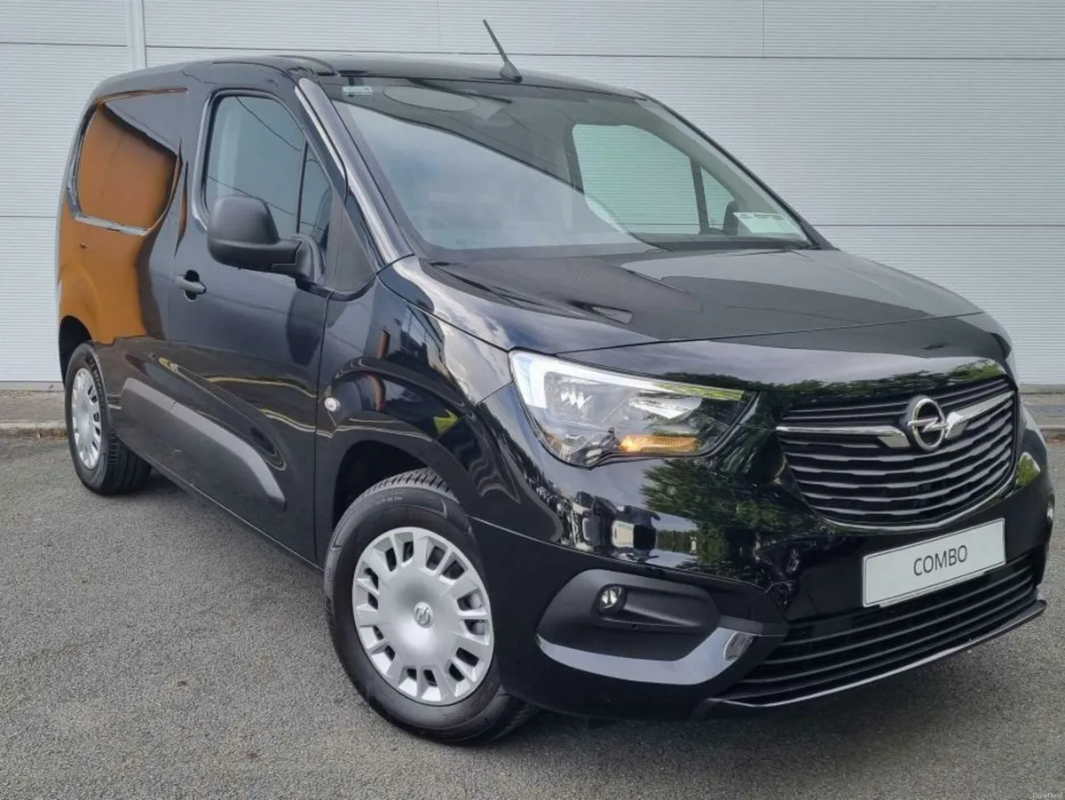 Opel Combo Electric | Sportive | 100kw | L1H1 - Image 1