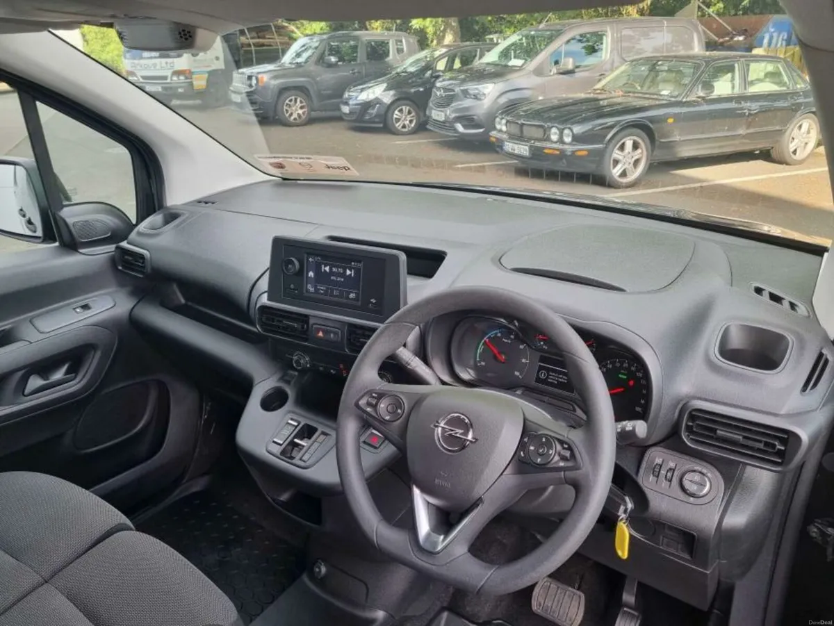 Opel Combo Electric | Sportive | 100kw | L1H1 - Image 3