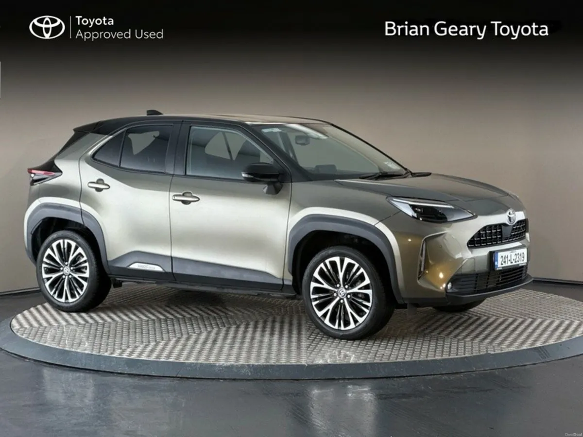 Toyota Yaris Cross Hybrid SOL *Top Spec* - Image 1