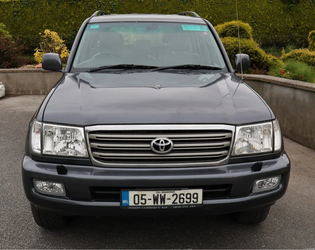 2005 Toyota Landcruiser Amazon - Image 1