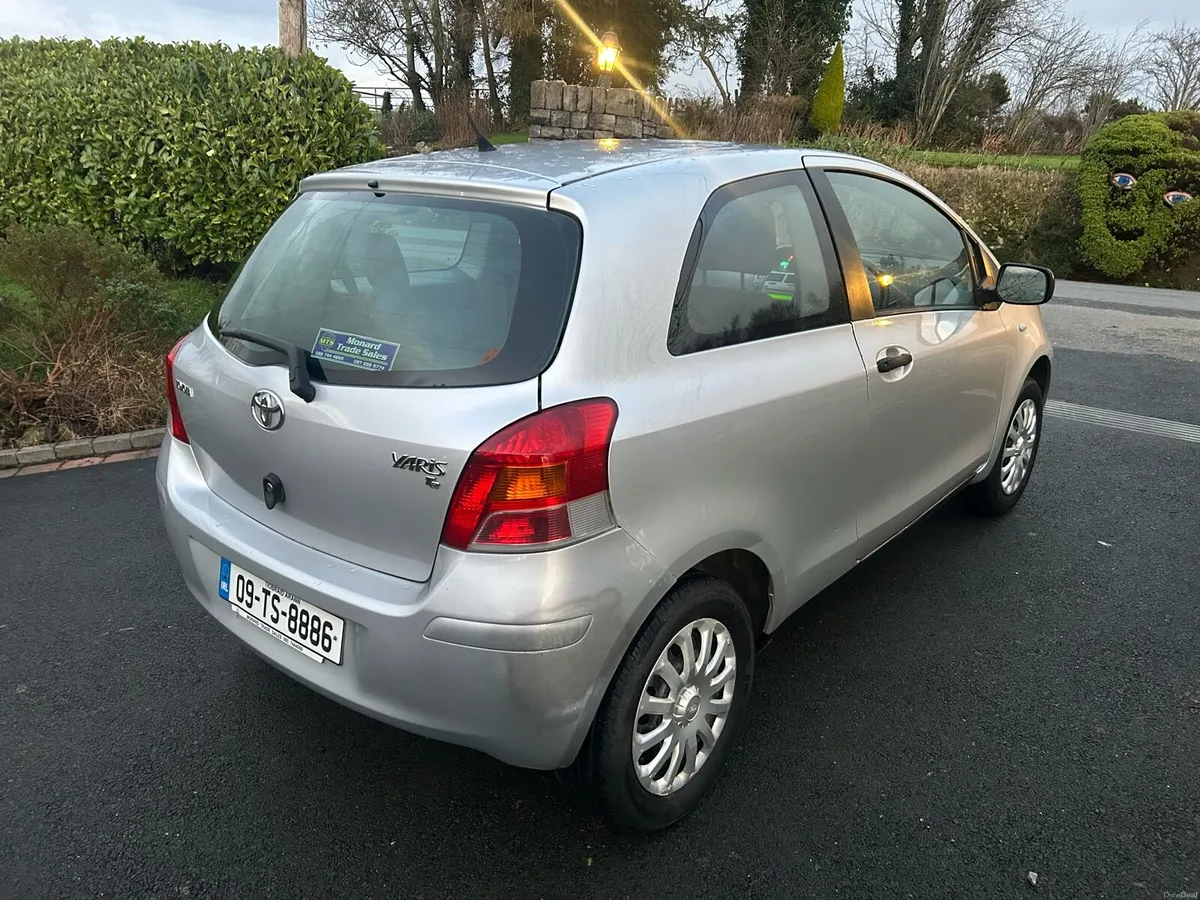 Toyota Yaris - Image 3