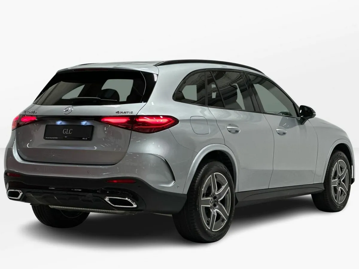 Mercedes-Benz GLC ***Deposit Taken*** GLC300 e 4Ma - Image 3