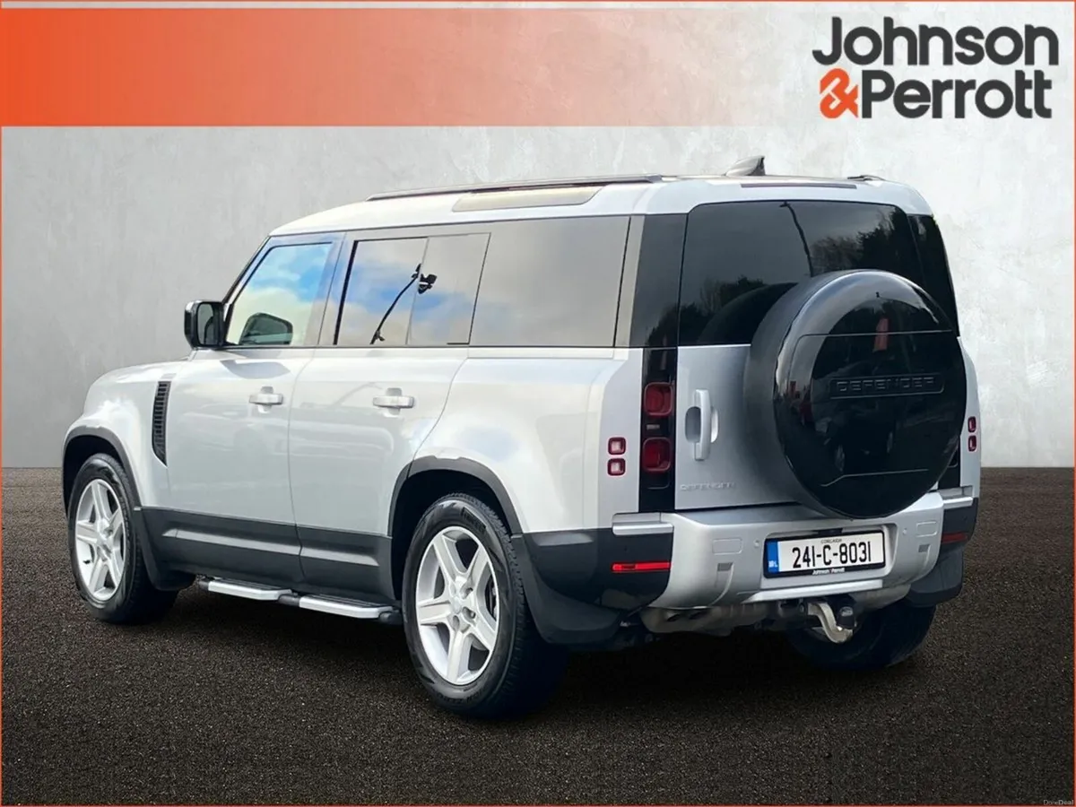 Land Rover Defender DEFENDER 110 3.0 D HARD TOP SE - Image 3