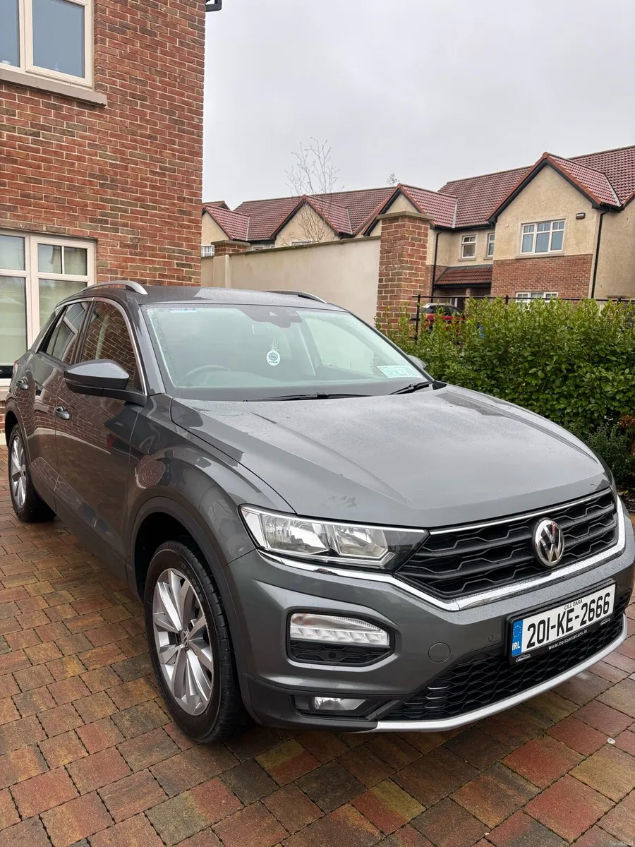 Volkswagen T-ROC - Image 2