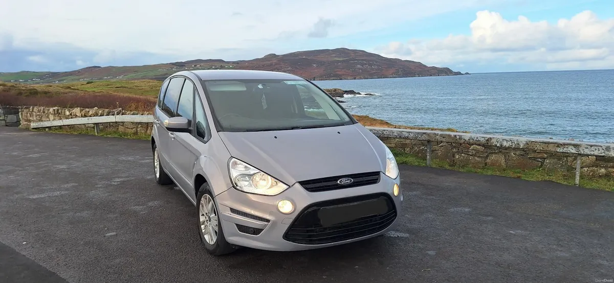 Ford S-Max 2013 - Image 1