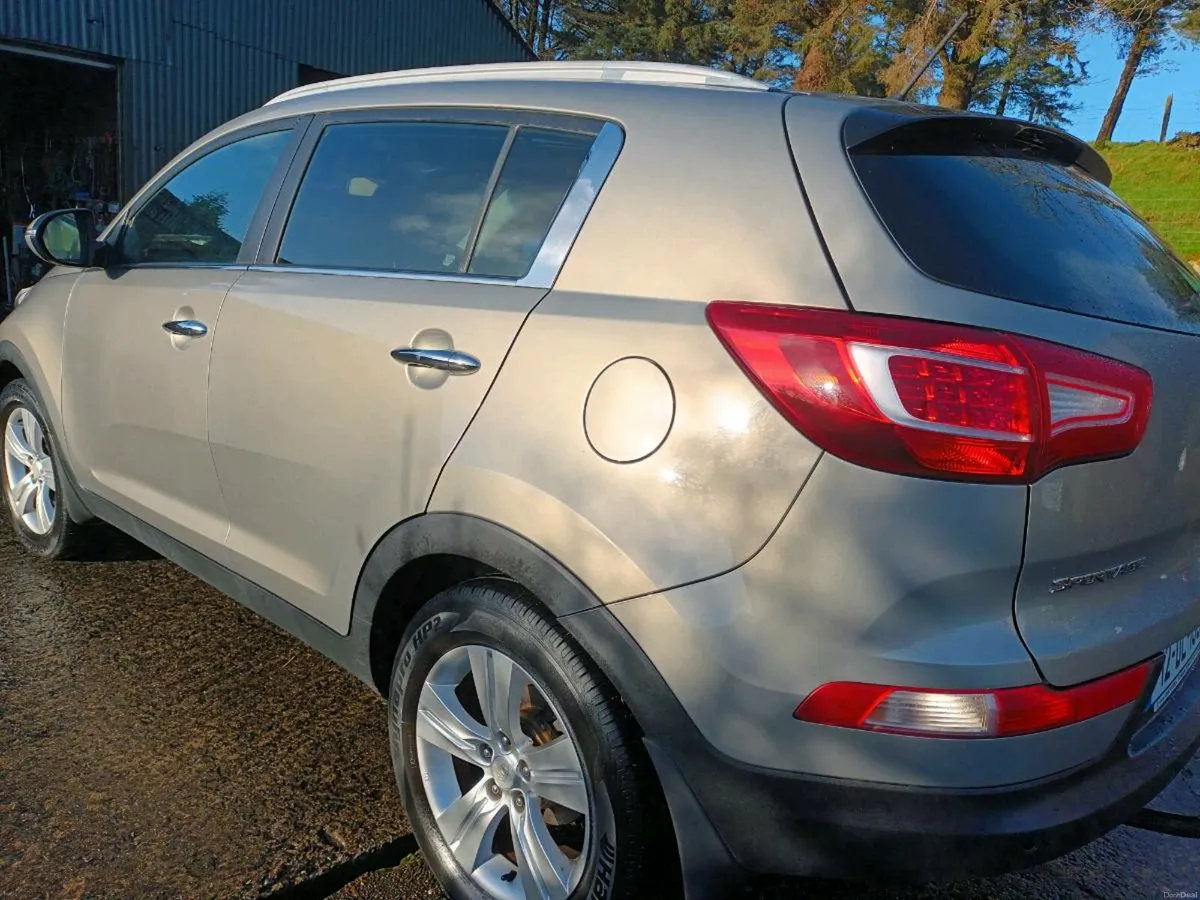 Kia Sportage 1.7D EX MT 5DR 1.7 DSL - Image 4