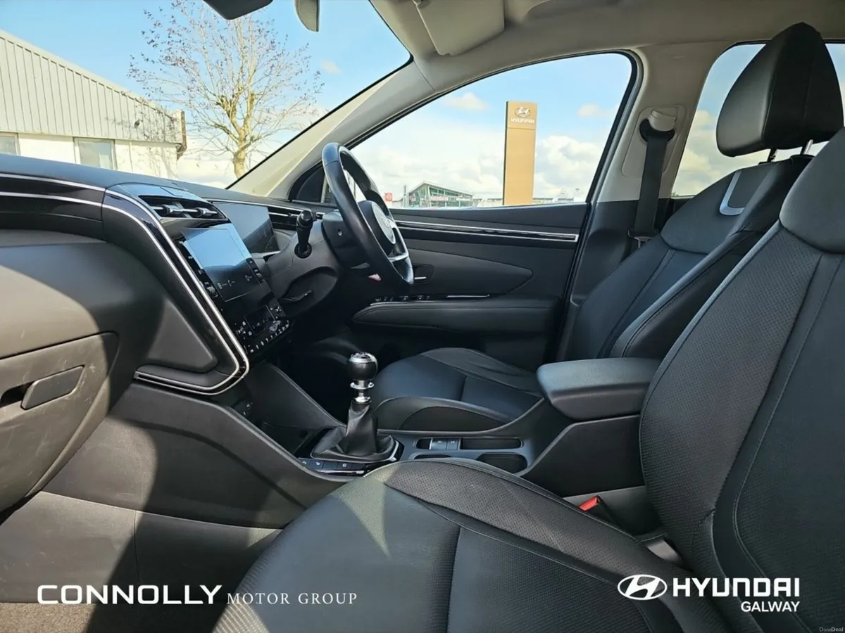 Hyundai Tucson 2WD Executive €285 p/m - Image 4