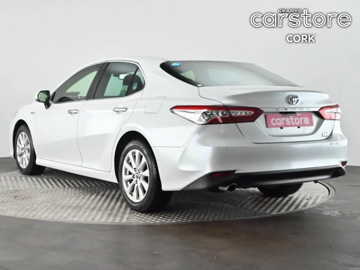 Toyota Camry 2.5 Camry Hybrid - Image 3