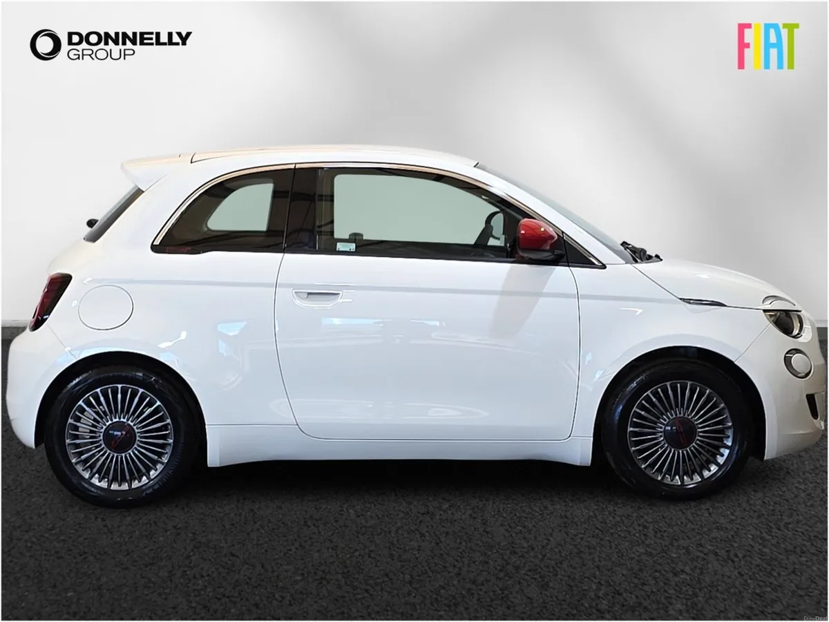 Fiat 500 Electric Hatchback Special Editions Red - Image 3
