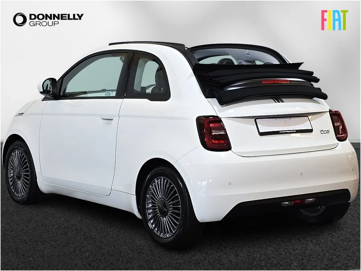 Fiat 500 Electric Cabrio Icon - Image 2