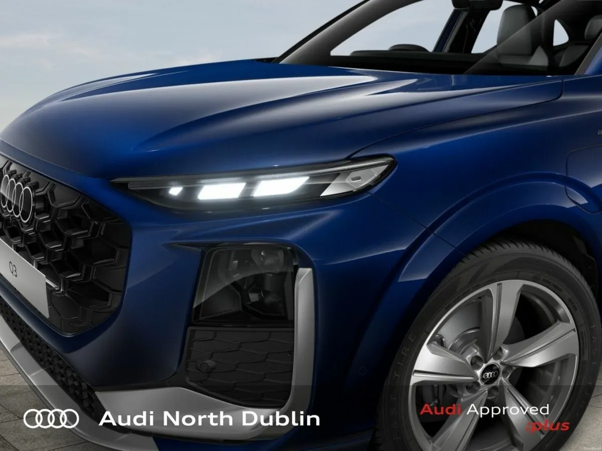 Audi Q3 Q3 Sportback S line e-hybrid  200 kW S tro - Image 3