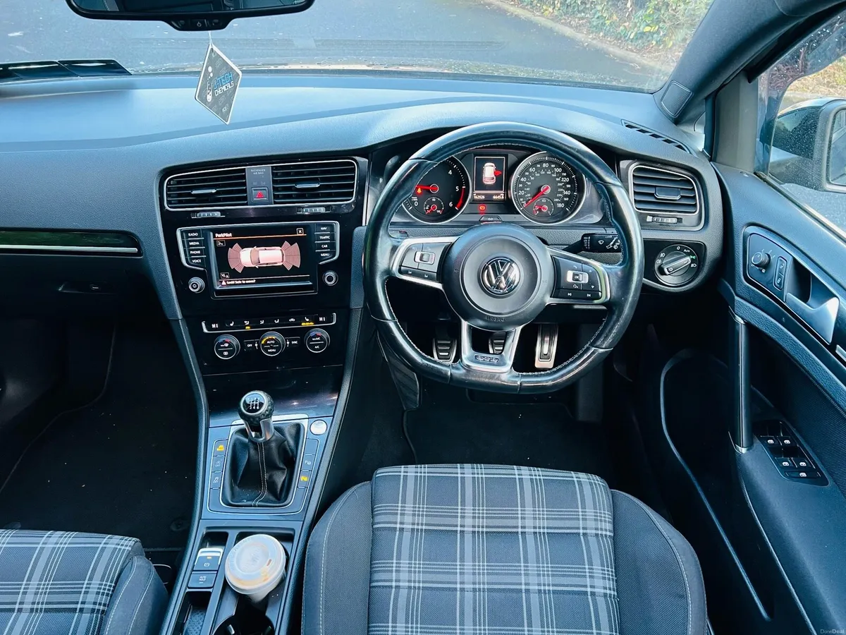 2016 Volkswagen Golf 2.0 Tdi GTD - Image 2