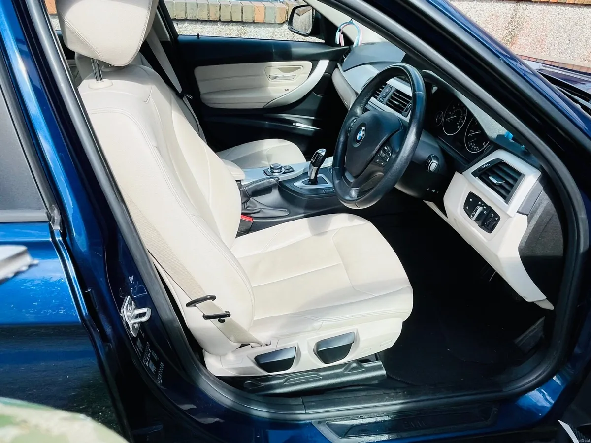 BMW 3-Series 2017 - Image 3