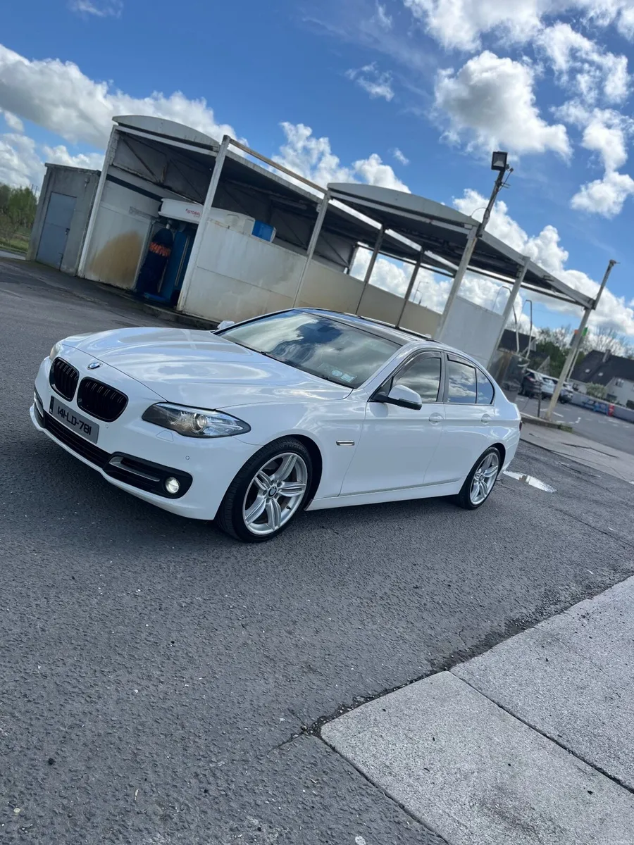 BMW 5-Series 2014 - Image 1