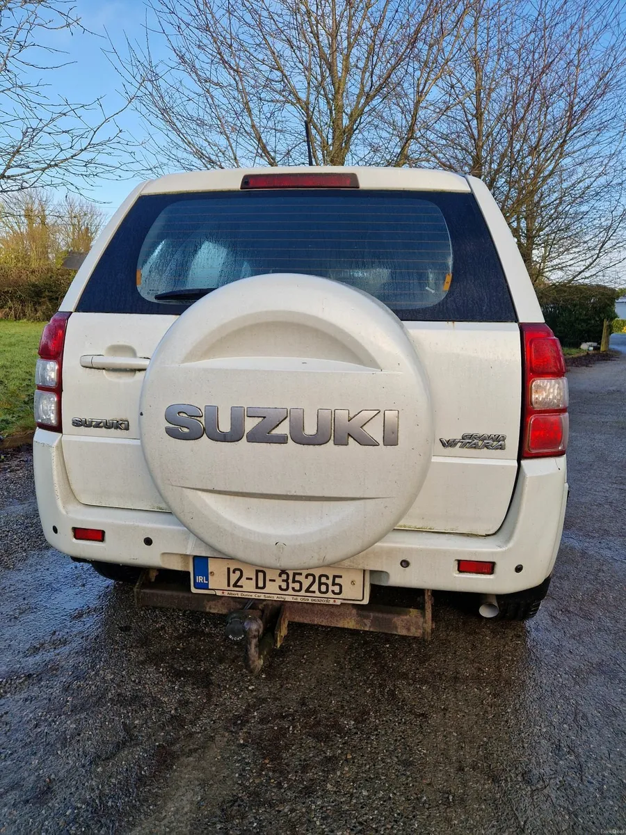Suzuki Grand Vitara 2012 - Image 1