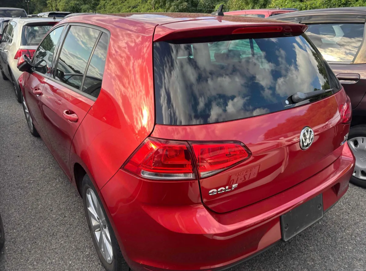 2015 (152) VW Golf 1.2 Petrol - Lounge Edition - Image 2