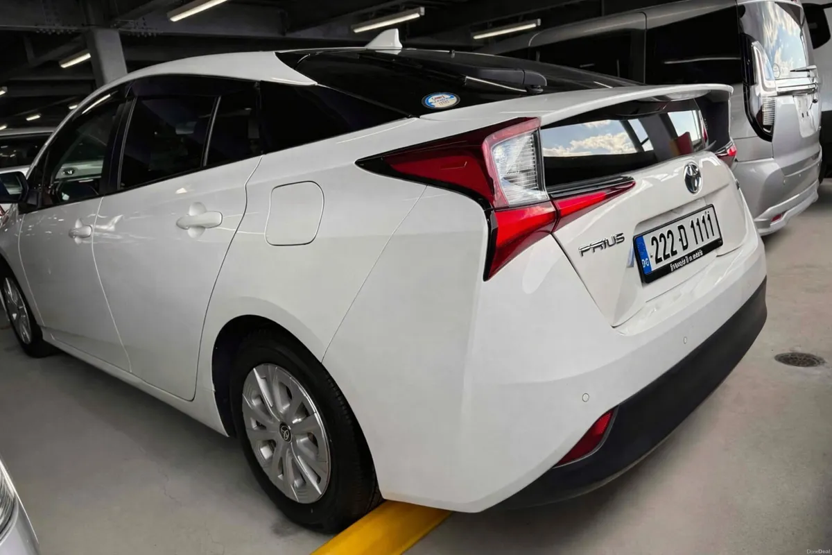 Five 2022 Toyota Prius landing Dublin Feb/26 - Image 2