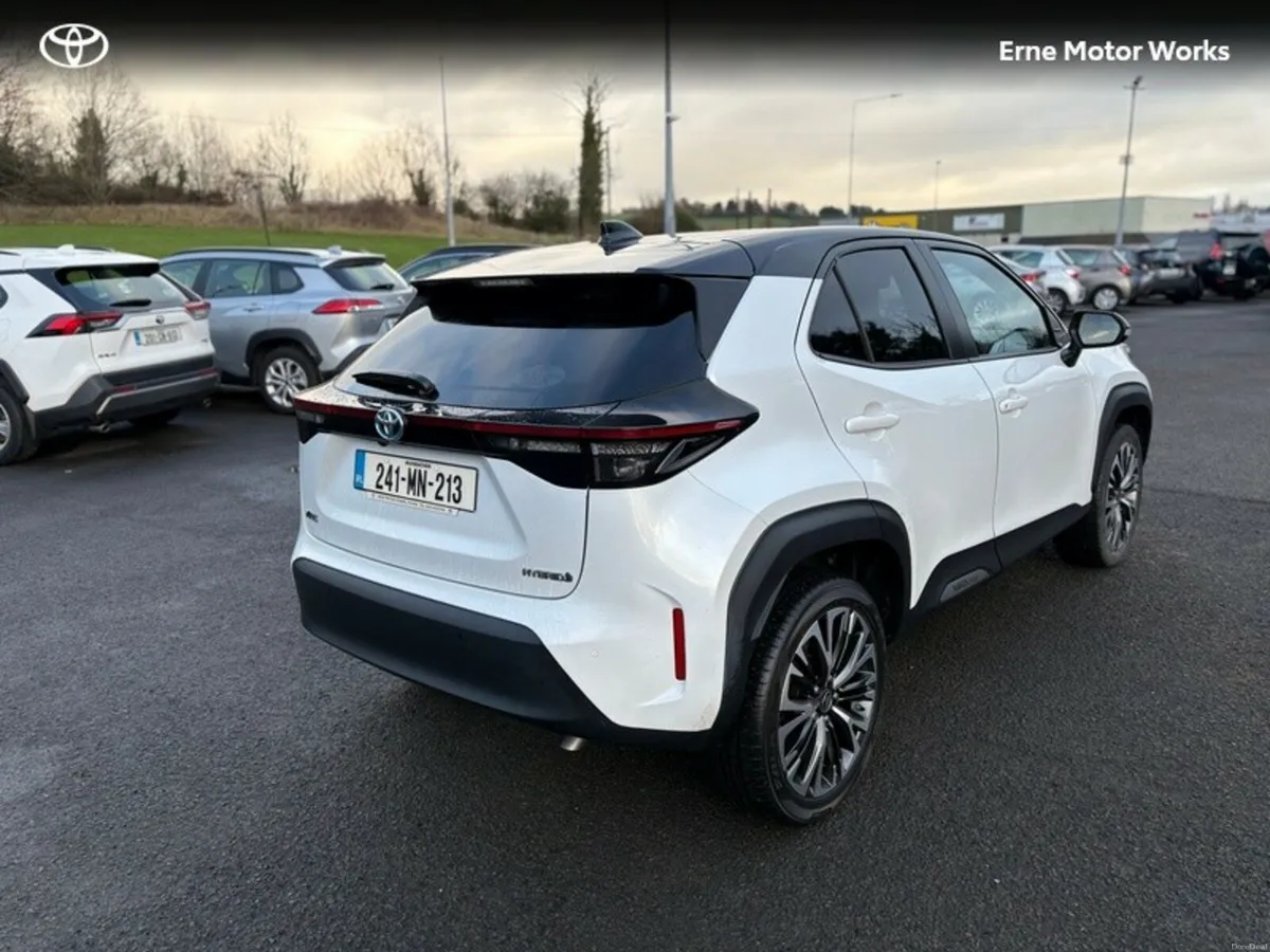 Toyota Yaris Cross CROSS SOL 4DR AUTO - Image 3