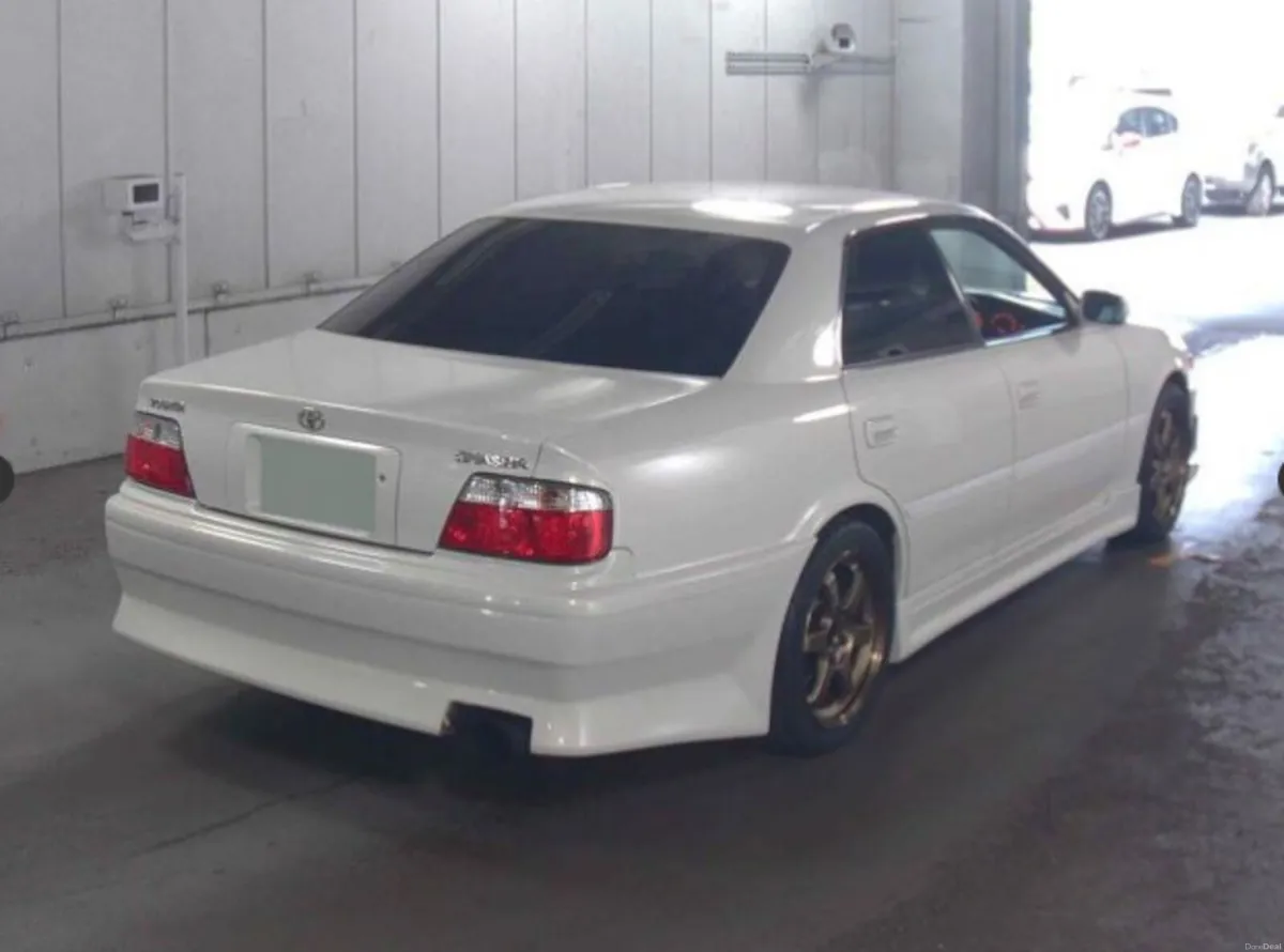 Toyota Chaser JZX100 Tourer V - Image 4