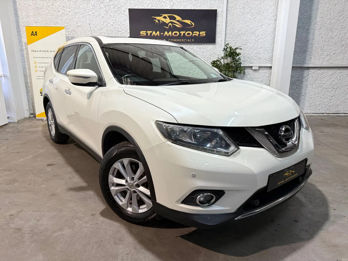 Nissan X-Trail 2016 7 seater Panoramic roof - Image 2