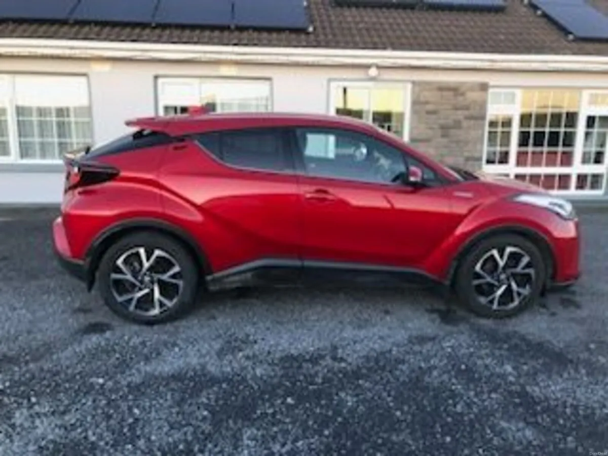 Toyota C-HR 2022 - Image 4