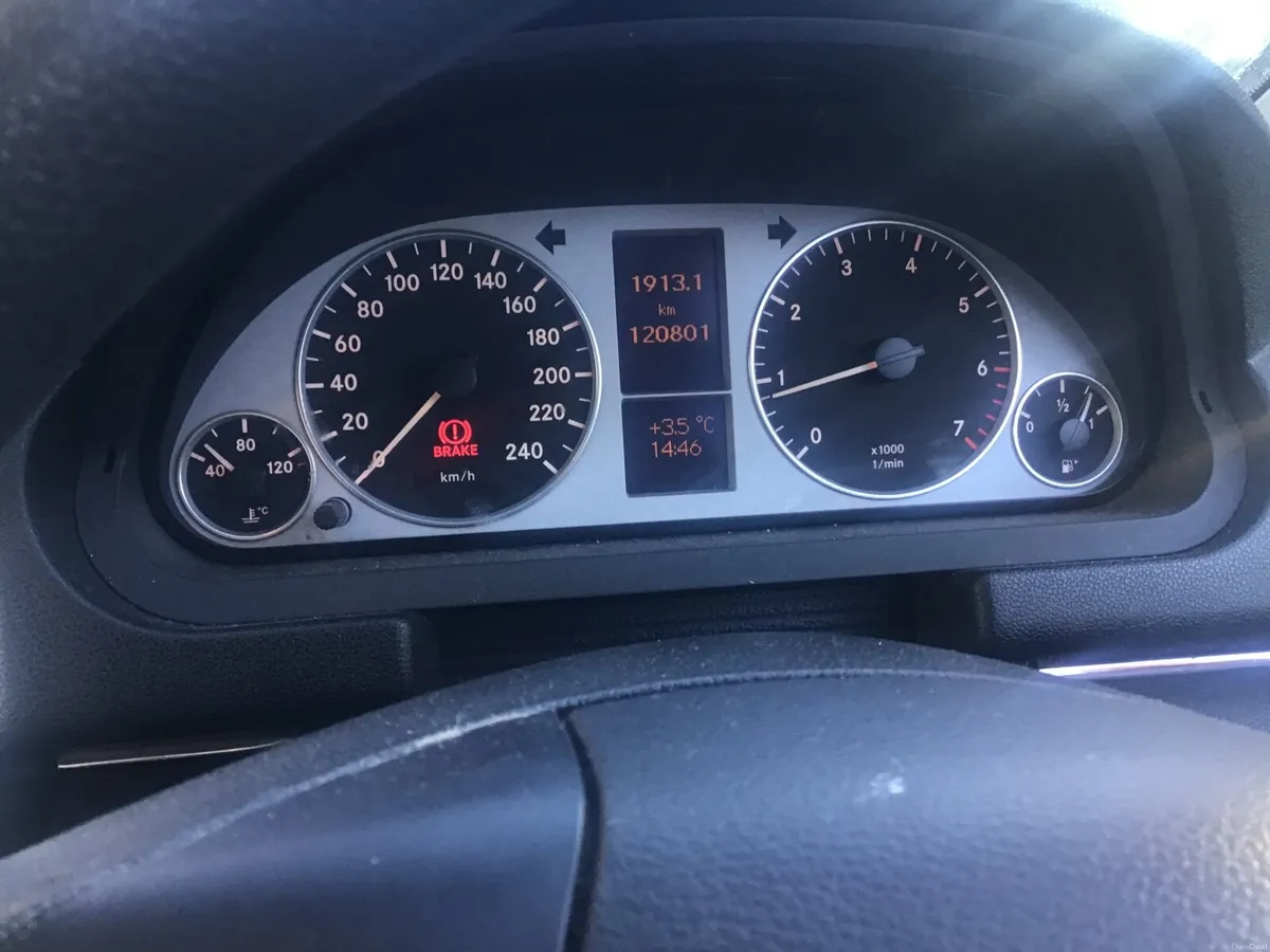 Mercedes-Benz B-Class 2009 - Image 2