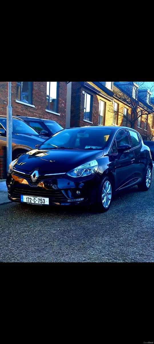 Renault Clio 2017 - Image 1