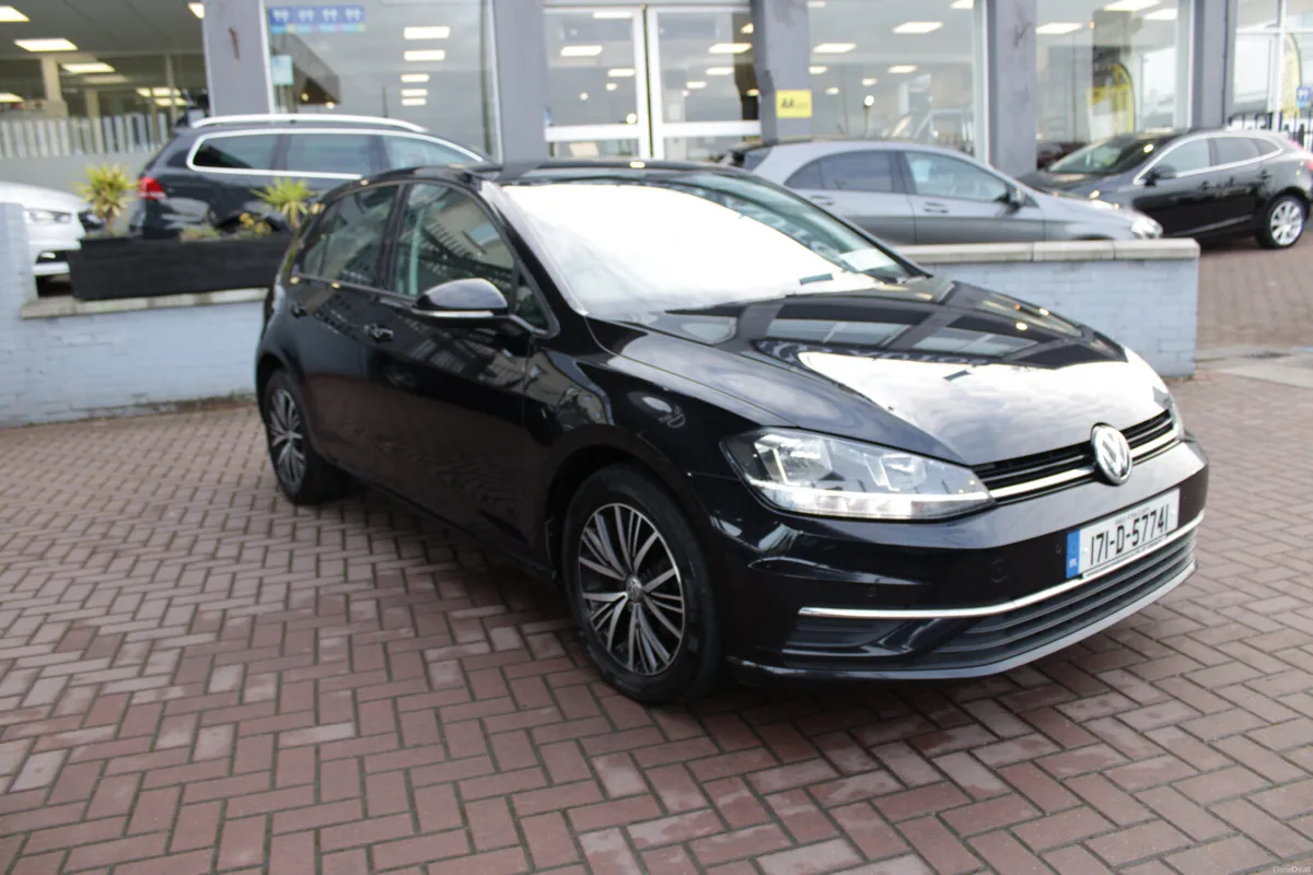 1.6 TDI SE NAV  115BHP 5DR HATCHBACK AUTOMATIC // - Image 1