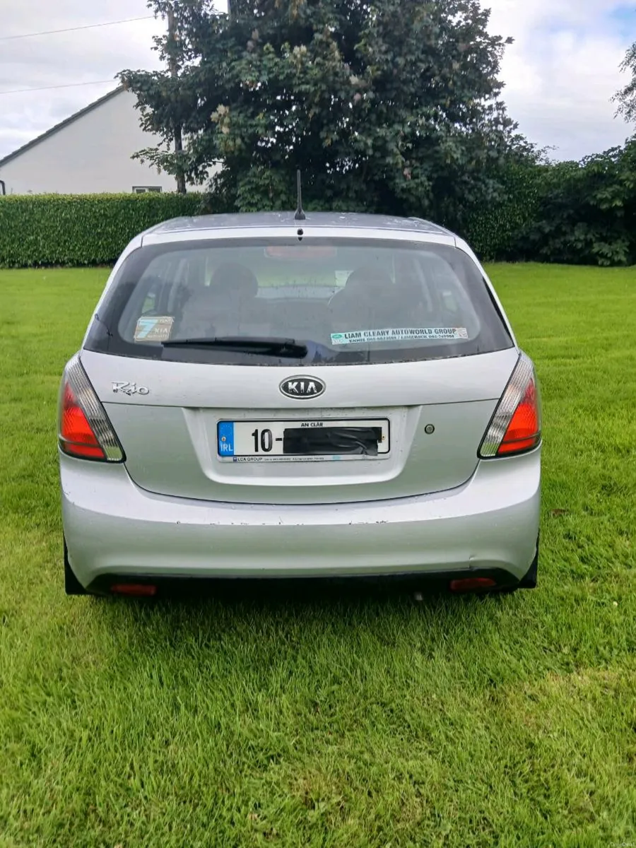 2010 Kia Rio - Image 2