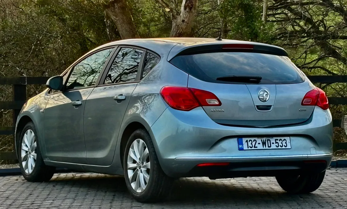 Vauxhall Astra 2013 - Image 4