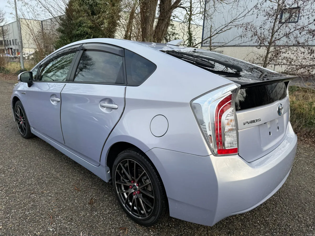 Toyota Prius 41.000km!!! cruise control!!! - Image 4