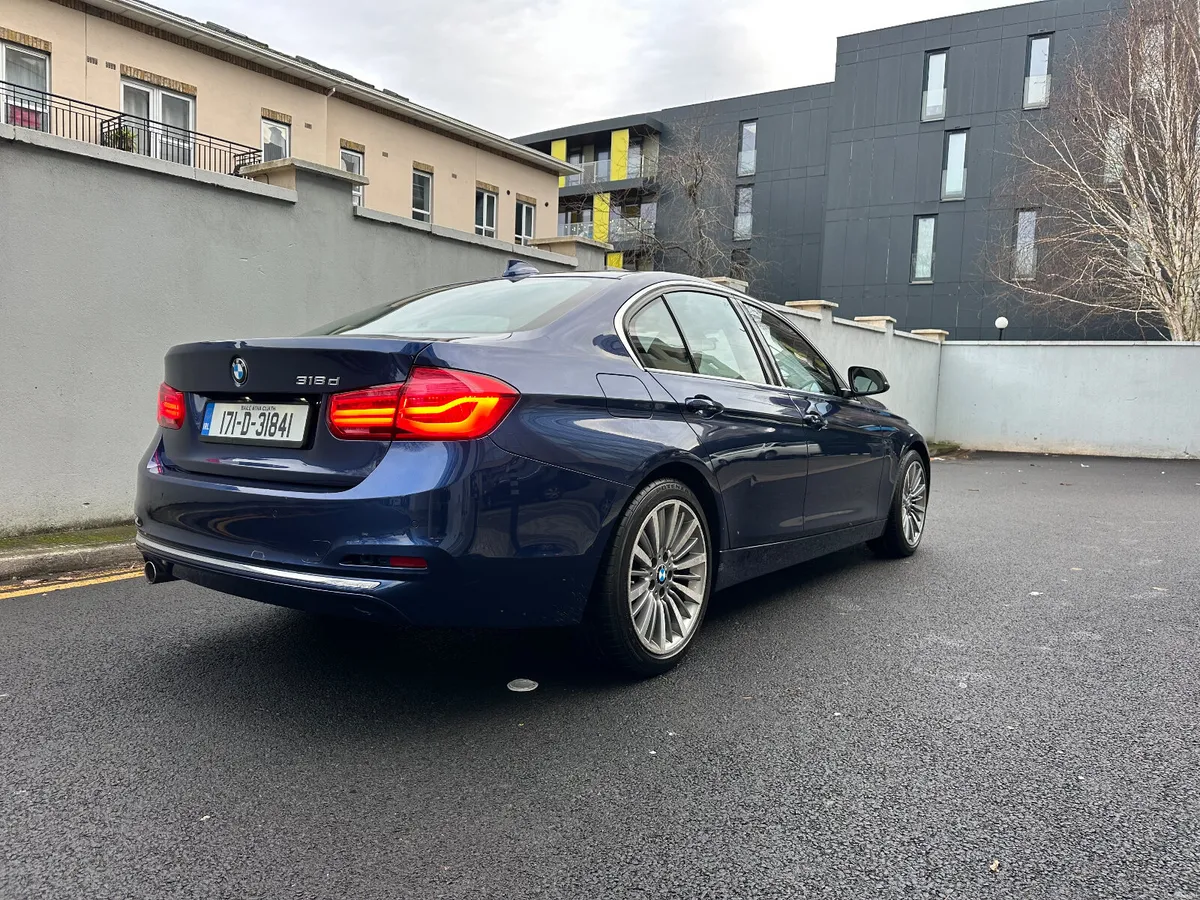 BMW 3-Series 2017 318d Auto - Image 2