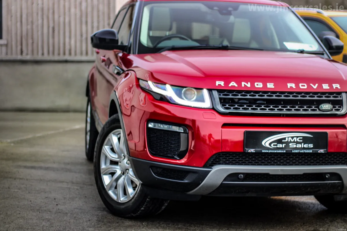 2017 RANGE ROVER EVOQUE PAN ROOF - Image 4