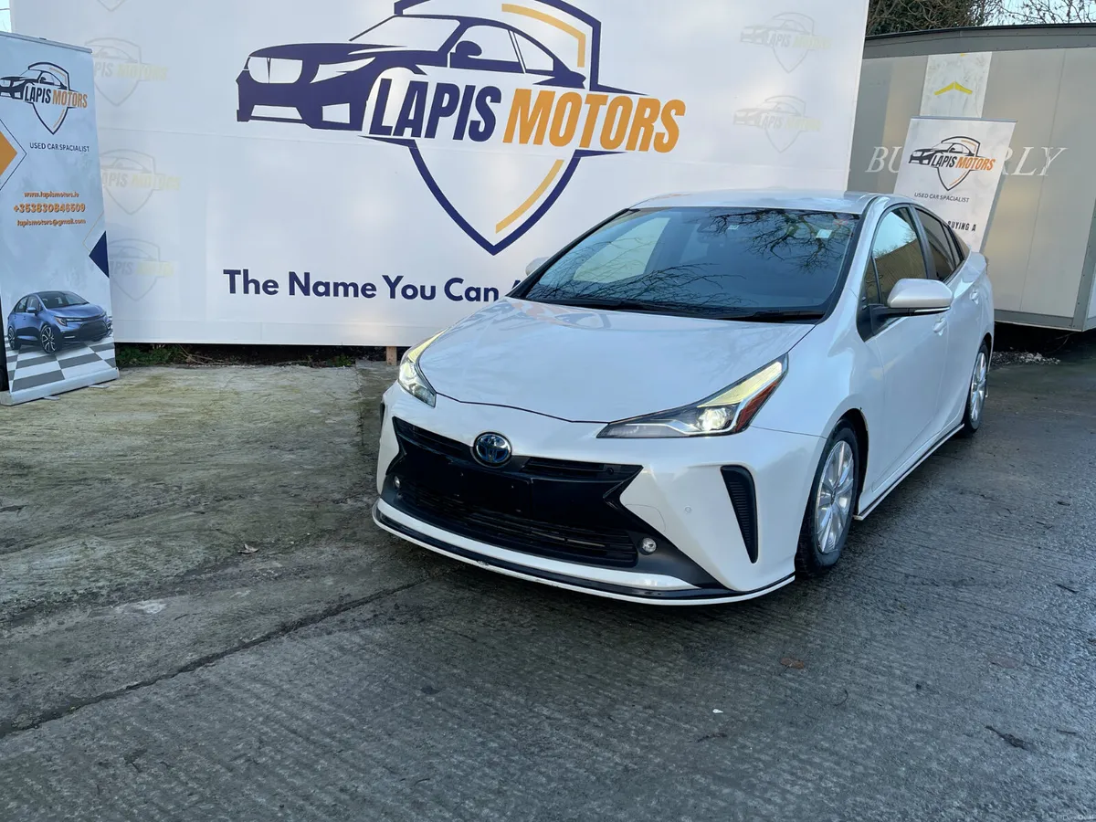 Toyota Prius 2021 Low miles - Image 2
