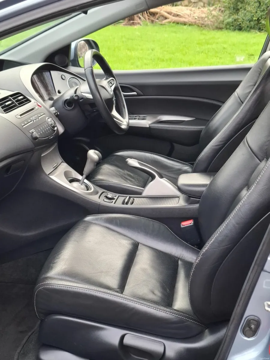 Honda Civic 2008 ES - Image 4